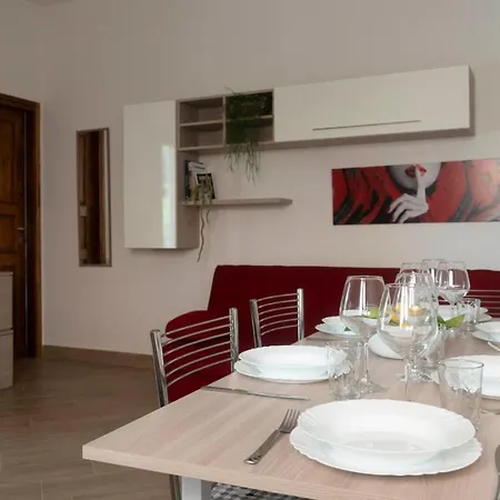 Casa Dei Lecci - קאלה גונונה