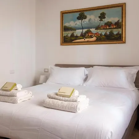 Casa Dei Lecci - * קאלה גונונה