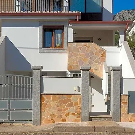 Casa Dei Lecci - * Cala Gonone