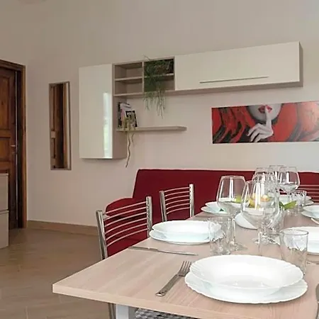 Apartment Casa Dei Lecci - *